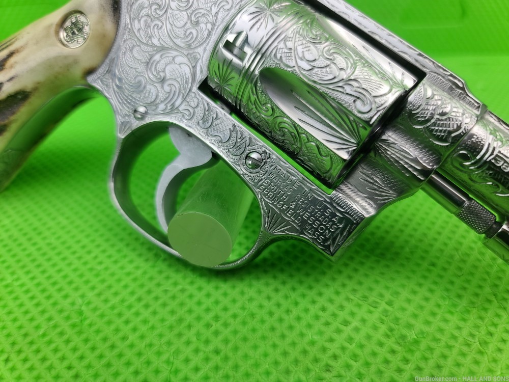 Smith & Wesson STAINLESS 60 CHIEFS SPECIAL FULLY HAND ENGRAVED STAG GRIPS -img-3