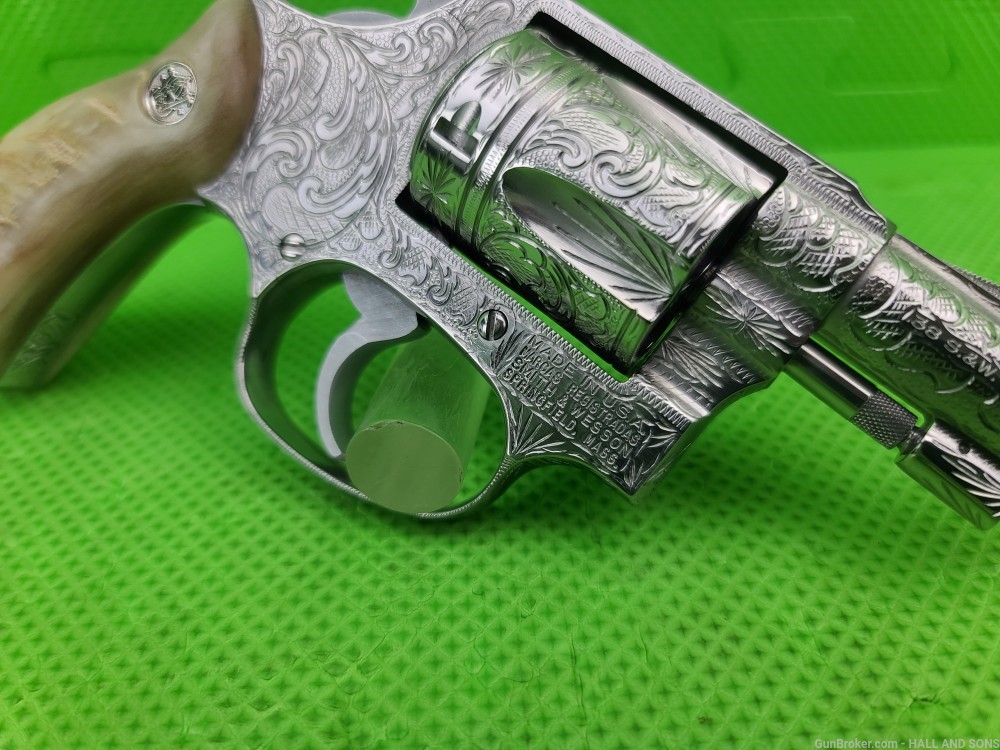 Smith & Wesson STAINLESS Chiefs Special FULLY HAND ENGRAVED RAMHORN GRIPS -img-3