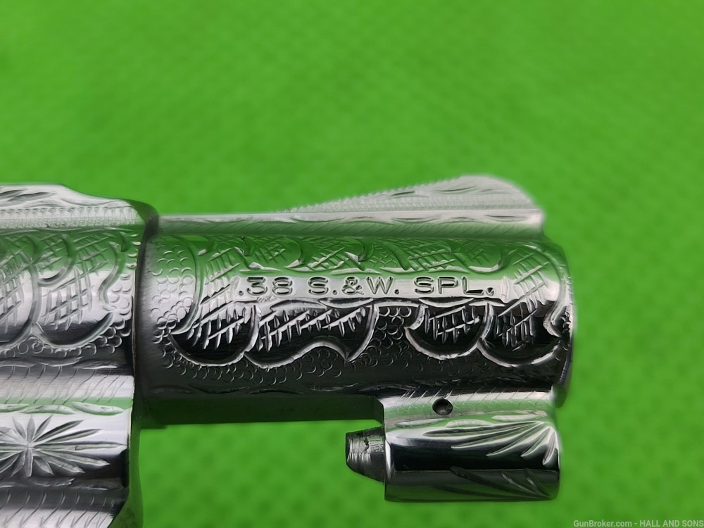 Smith & Wesson STAINLESS Chiefs Special FULLY HAND ENGRAVED RAMHORN GRIPS -img-24