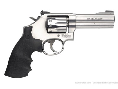 SMITH AND WESSON 617 22 LR