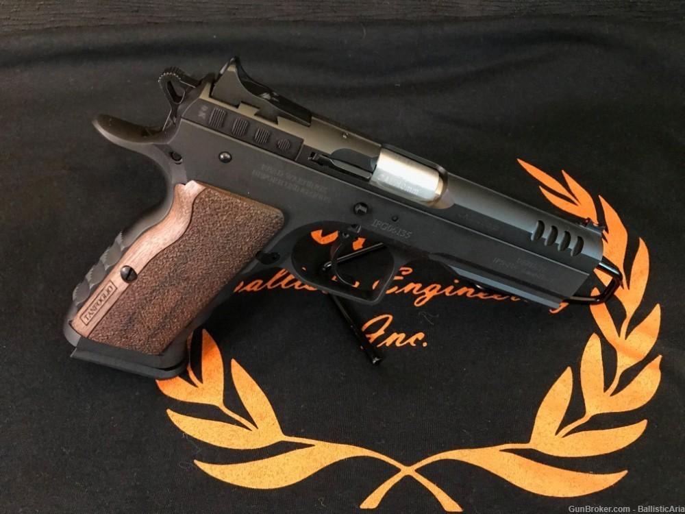  (NEW) Tanfoglio, Defiant Stock I in 10mm Auto Offered by ABE Inc.-img-0