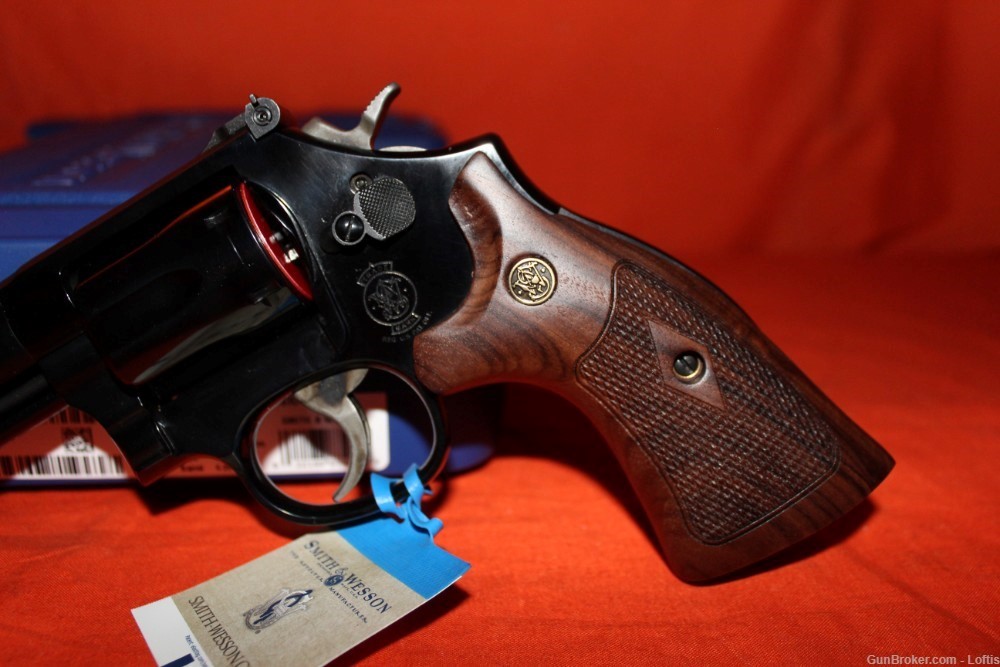 Smith & Wesson Model 19 Classic .357mag NEW! Free Layaway!-img-3