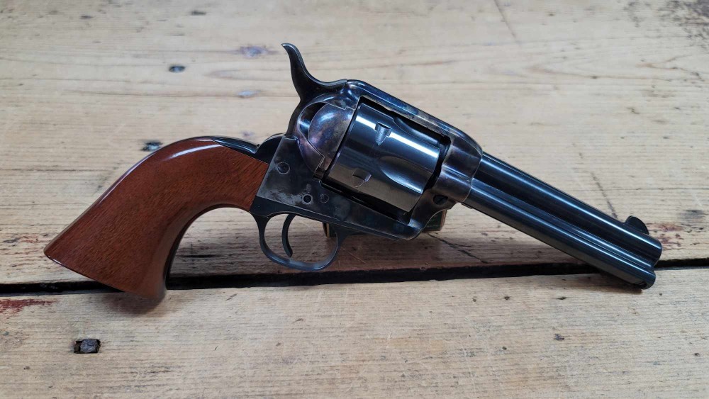Stoeger 1873 22lr Single Action Revolver 4 1/2 inch barrel-img-1