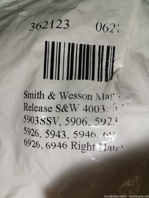 Smith and Wesson #362123 Magazine Release -img-0