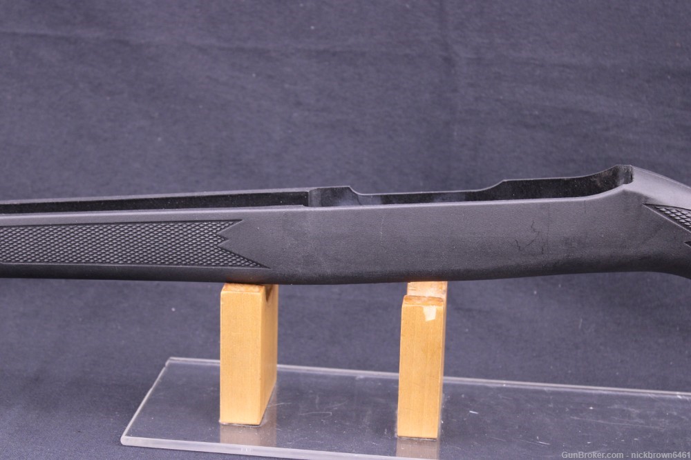 RUGER 10/22 BLACK SYNTHETIC STOCK STRUM LIKE NEW-img-4