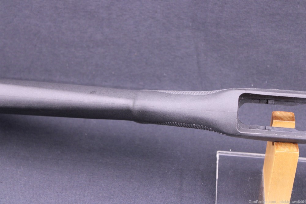 RUGER 10/22 BLACK SYNTHETIC STOCK STRUM LIKE NEW-img-14