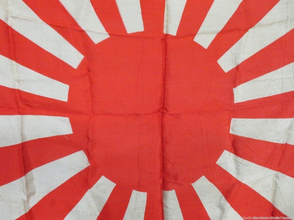  JAPANESE WWII ARMY RISING SUN SILK FLAG ORIGINAL PRE-1945 (RARE)-img-1