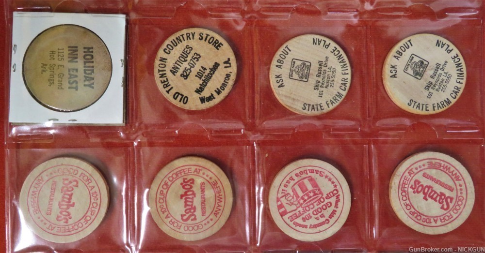 A Collection of 16 wooden nickels and tokens from the mid-20th century-img-5
