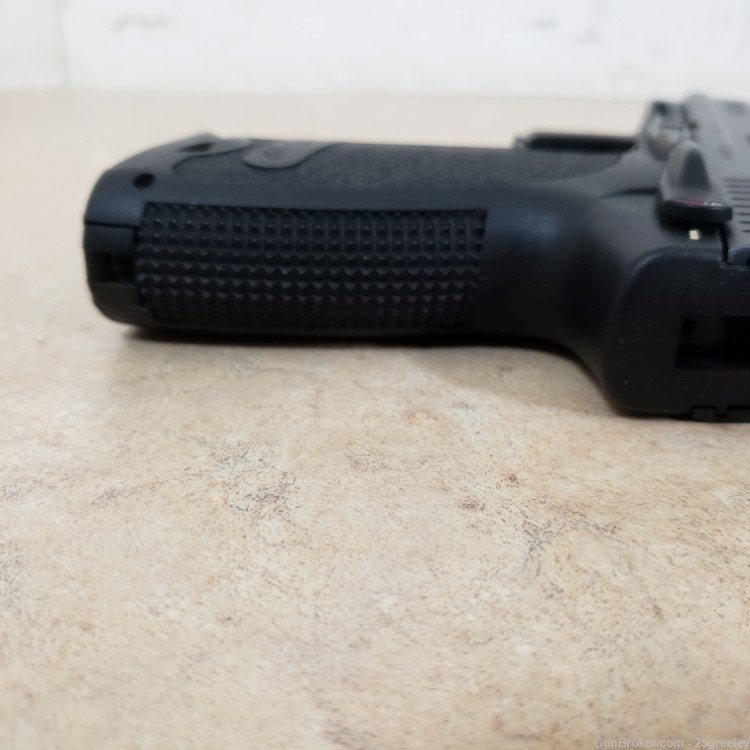 Heckler & Koch HK USP 9mm Semi-Auto Pistol with 2 Magazines-img-14