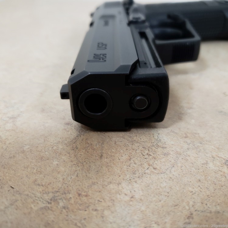 Heckler & Koch HK USP 9mm Semi-Auto Pistol with 2 Magazines-img-9