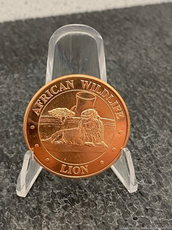 Awesome 1 Ounce Copper African Wildlife Lion Coin Collectible -img-0