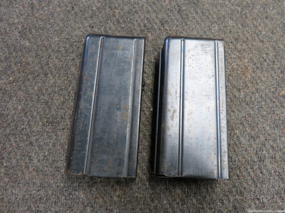 US WWII M1 CARBINE (2 TOTAL) MAGAZINES WITH WWII POUCH UNION HARDWARE -img-1