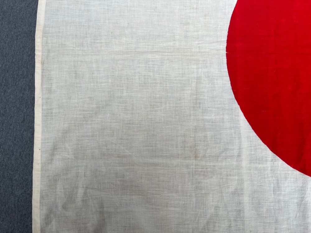 Original WWII Japanese National Flag Cotton USGI Embellishment Signed-img-4