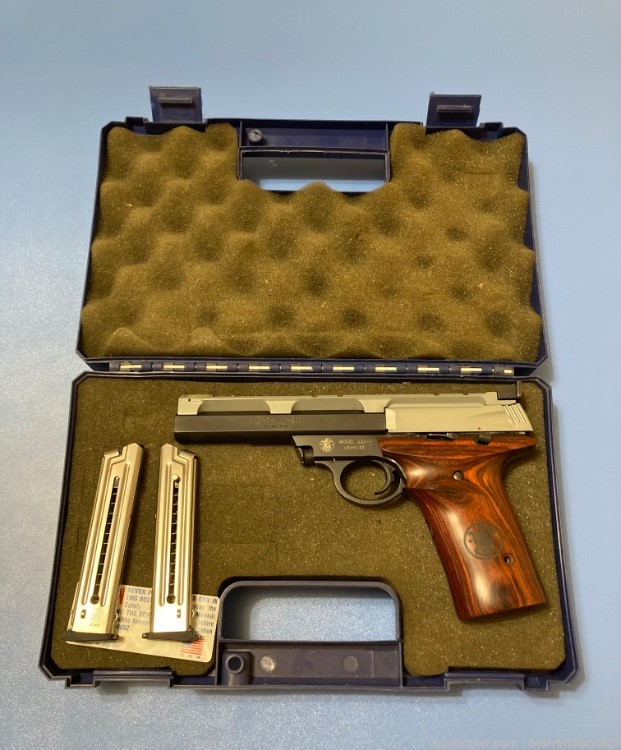 SMITH & WESSON 22A-1 .22LR 10+1 5.5" TWO TONE PISTOL SKU:107433 VERY CLEAN-img-0
