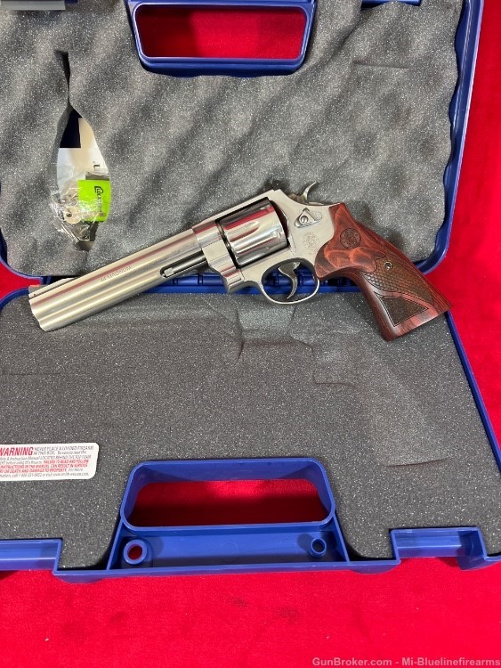 Smith & Wesson 150714 Model 629 Deluxe 44 Rem Mag or 44 S&W Spl Stainless S-img-0