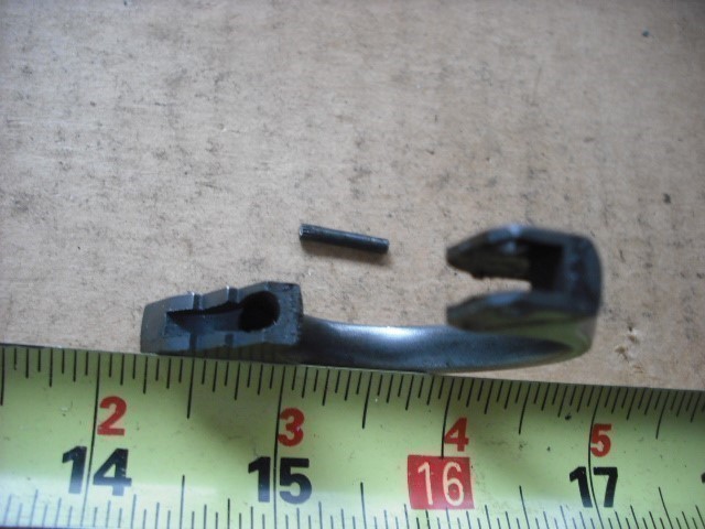 Gun Parts H&R 622 Trigger Guard + Rear Pin Part 22 LR-img-2