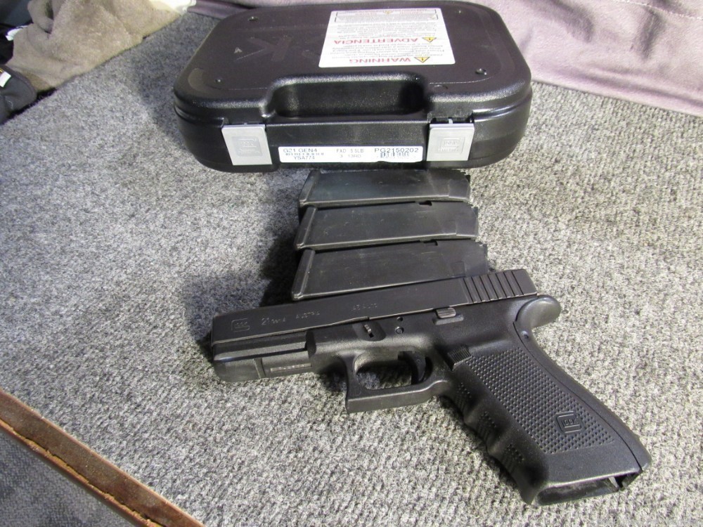 Glock 21 Gen 4 with GNS and 3 Mags Police Trades-img-5