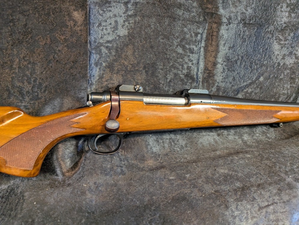 Remington 700 Classic BDL 300 Wby Mag Weatherby mag walnut nice -img-7