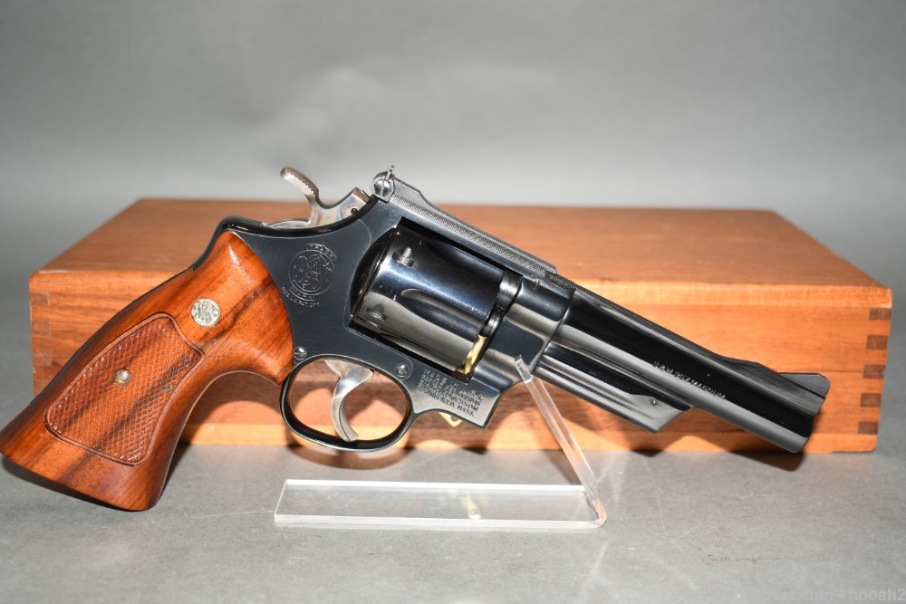 Excellent Smith & Wesson 27-2 5" 357 Mag Revolver W Presentation Case 1979-img-0