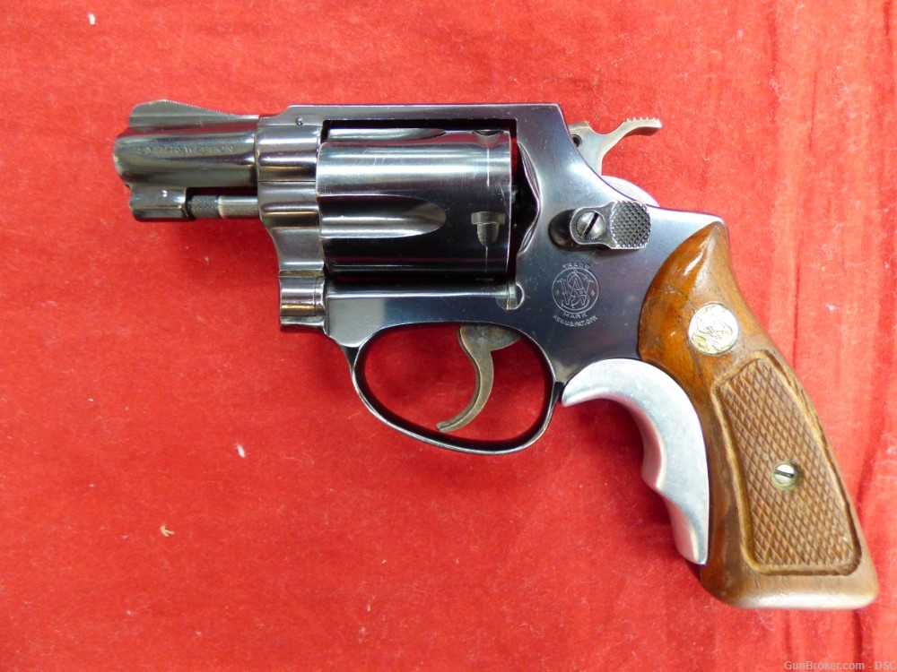 Smith & Wesson Model 36 Blued Square Butt  - .38 Special S&W -img-1