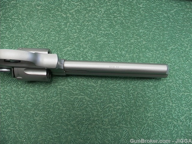 Used Taurus 44 Magnum-img-2