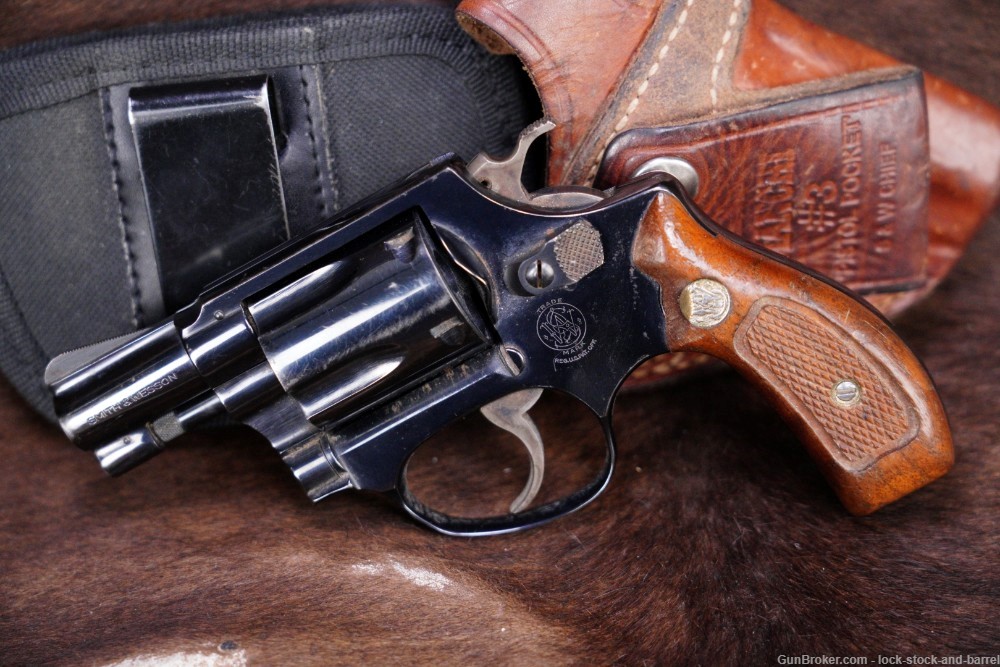 Smith & Wesson S&W Model 36 Chiefs Special .38 Spl 2" DA/SA Revolver 1981-img-3
