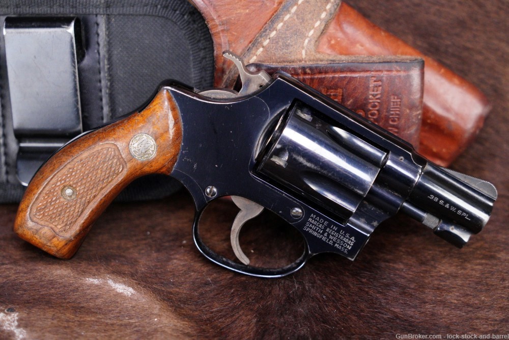 Smith & Wesson S&W Model 36 Chiefs Special .38 Spl 2" DA/SA Revolver 1981-img-2