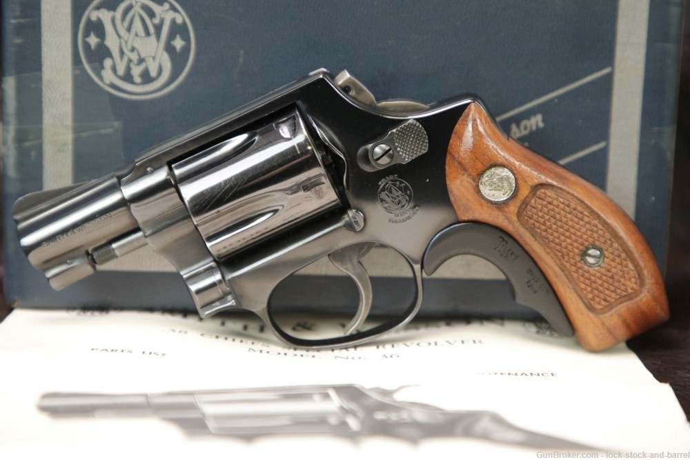 Smith & Wesson S&W Model 36 Chiefs Special 38 Spl 2" DAO Revolver 1979-1980-img-3
