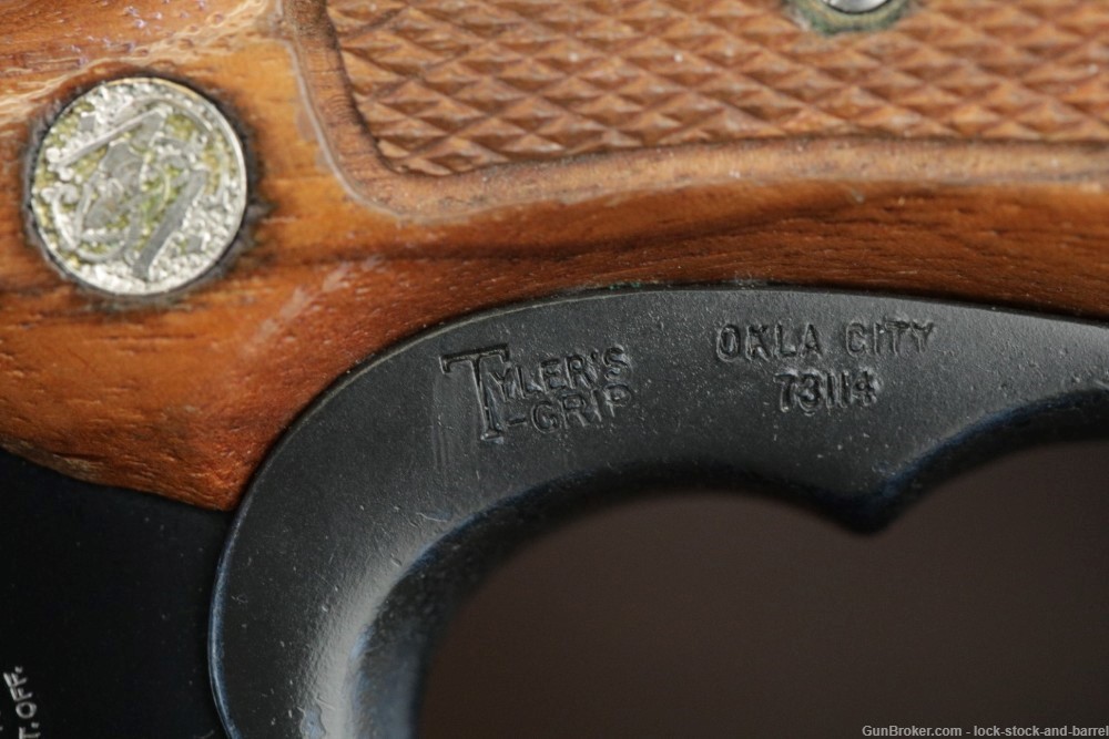 Smith & Wesson S&W Model 36 Chiefs Special 38 Spl 2" DAO Revolver 1979-1980-img-15