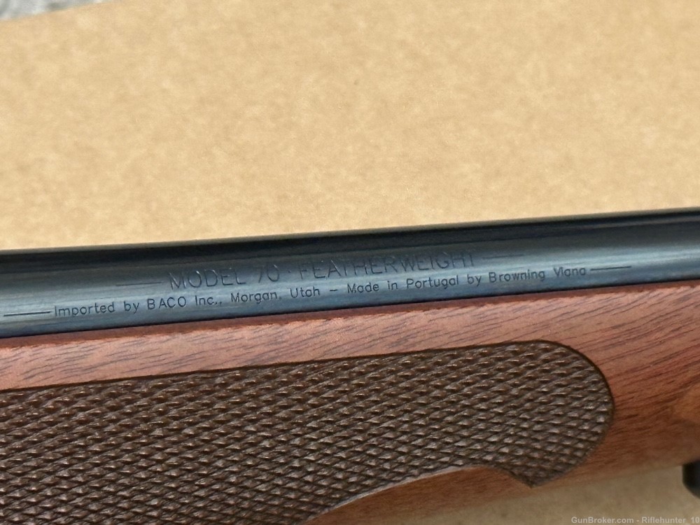 Winchester model 70 featherweight 243 Win 22” brl like new mint -img-3