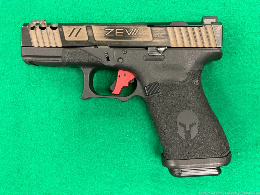 Glock / ZEV 19 Gen 4 9mm Custom NICE! NO RESERVE!-img-0