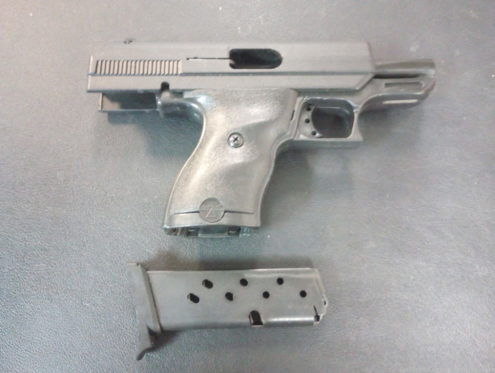 Hi-Point C9 Compact 9mm Luger 3.50” 8+1 Black HI POINT CMP PISTOL -img-3