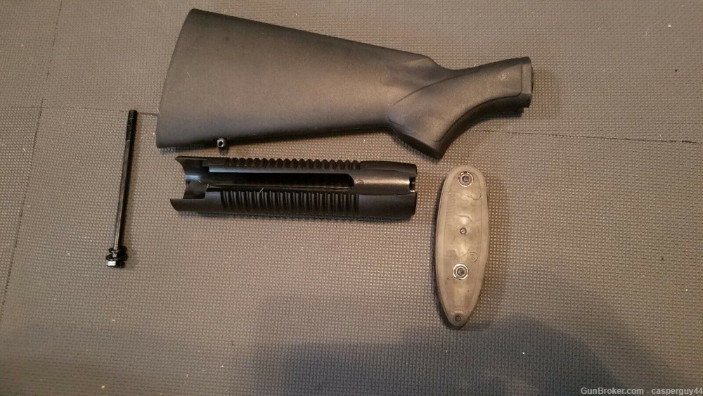 MOSSBERG 500 590 Synthetic STOCK W/bolt 13.875 L.O.P.  Forend 7 5/8"-img-1