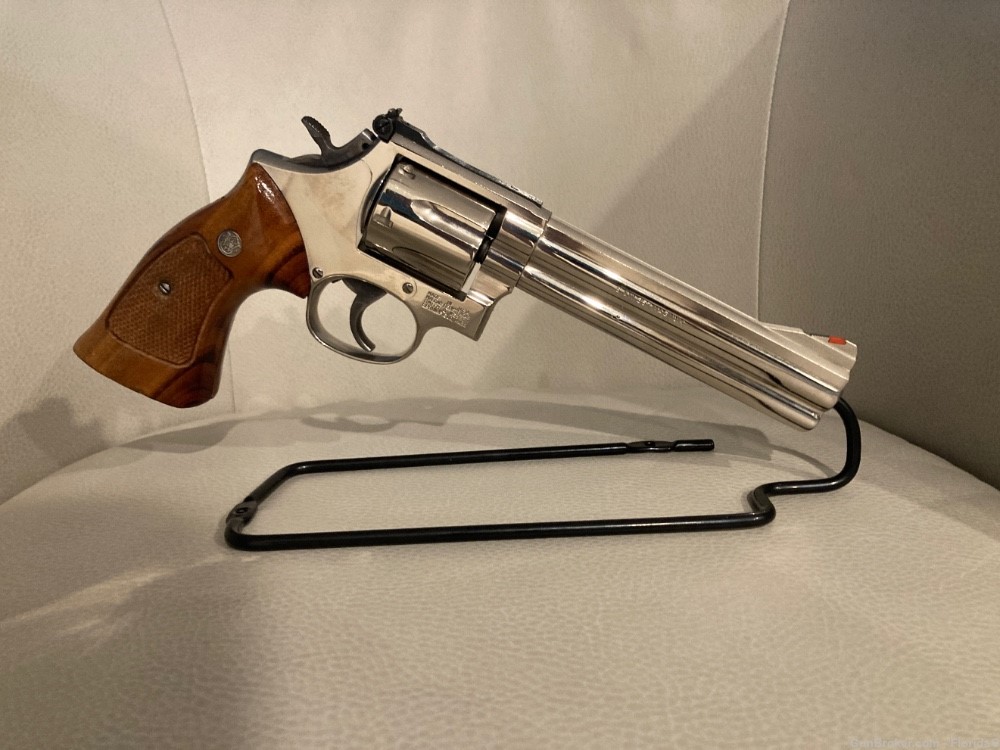 Smith & Wesson 586 Nickel 1985. 357 Magnum. -img-10