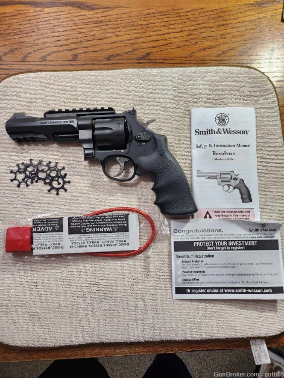 Smith & Wesson Performance Center 327 TRR8 357Mag 5" Barrel-img-4