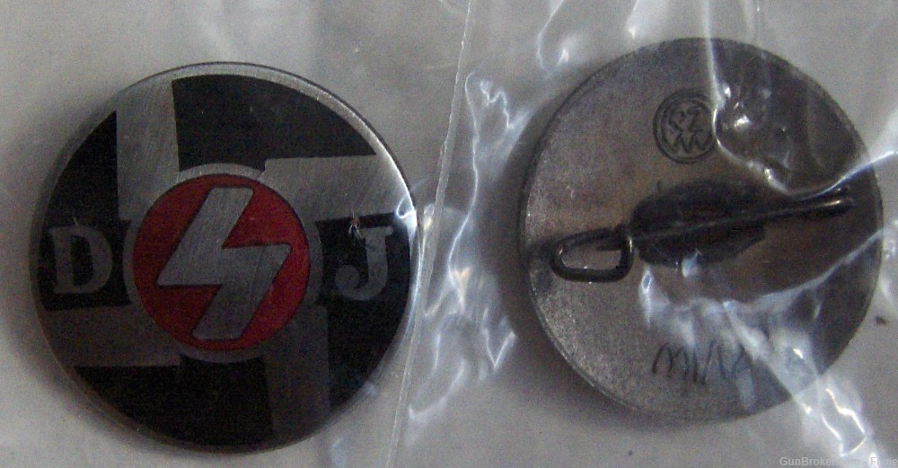 German Political Pin from WWII time Third Reich REPRODUCTION (36)-img-0