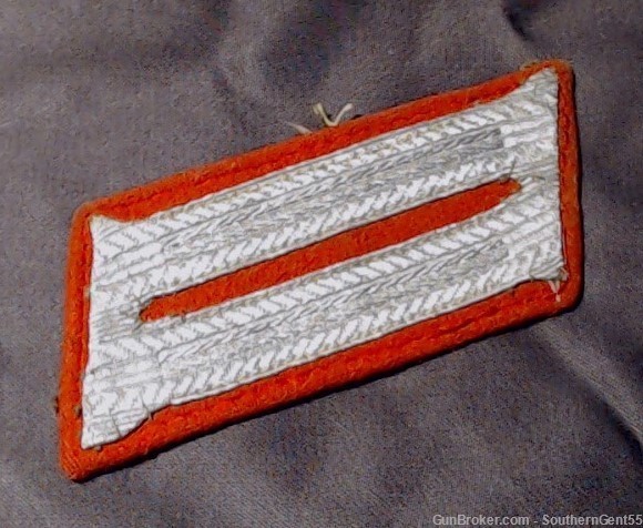 WW2 German NCO Dress Tunic Collar Tab in Red- 1 tab only-img-0