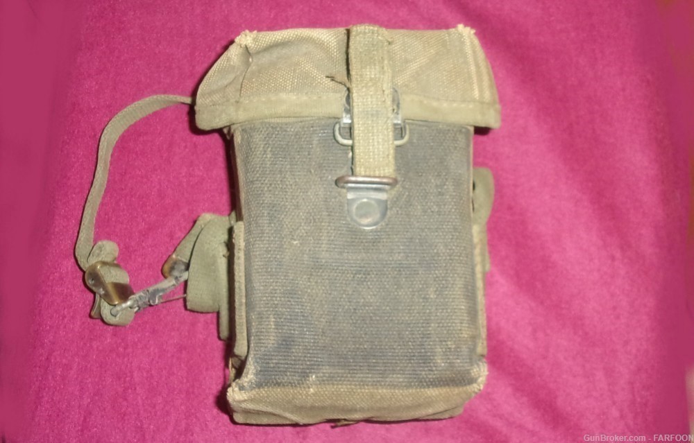 US SMALL ARMS AMMUNITION POUCH-img-0