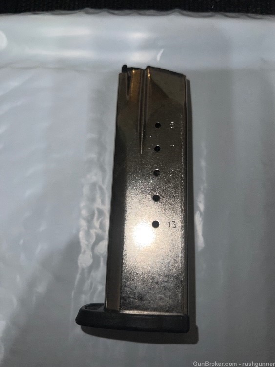 Smith & Wesson SD40 SD40VE Magazine 40 S&W 14 Round Stainless-img-1