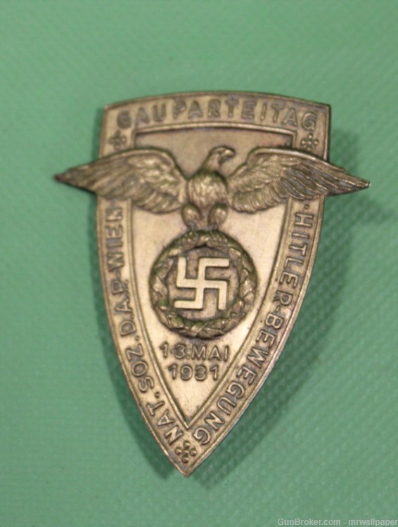 German WWII 1931 Gold AH – Bewegung Parteitag Badge 2K-img-0