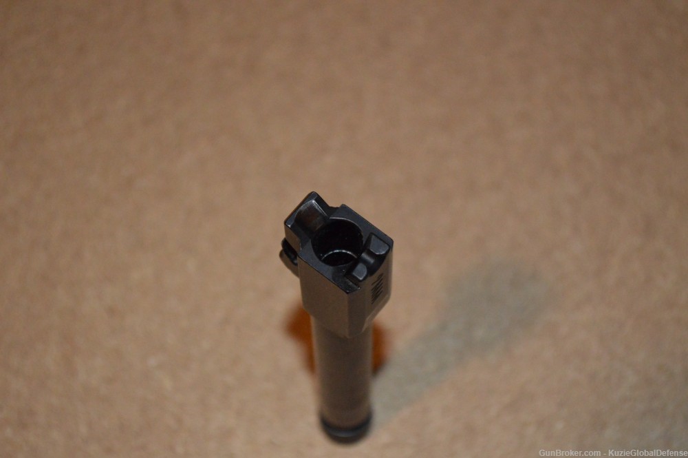 Smith and Wesson M&P 9mm Threaded Barrel -img-4