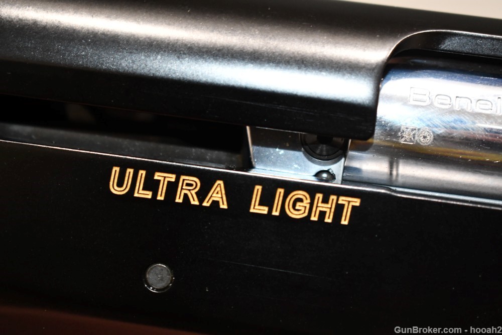 Excellent Benelli Ultra Light Semi Auto Shotgun 20 G 24" CF VR W Box-img-41