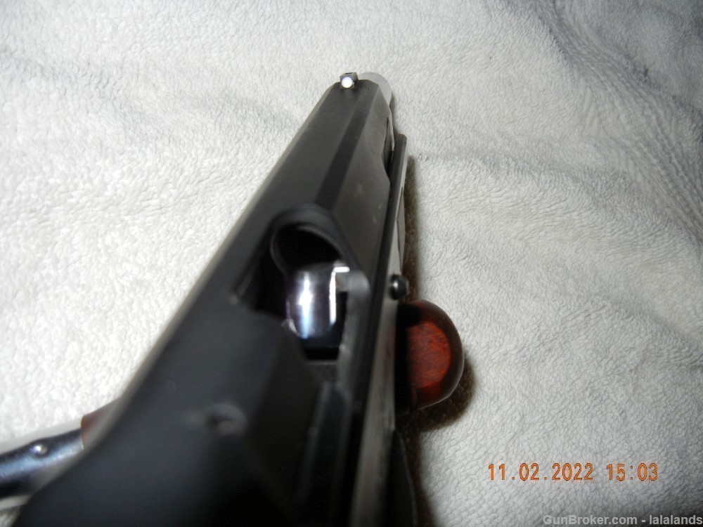 Sar Arms B6 Hawk 9mm semi auto pistol.-img-11