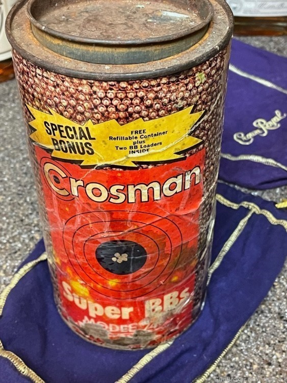 GIANT CONTAINER OF CROSMAN SUPER BBS. VINTAGE-img-0