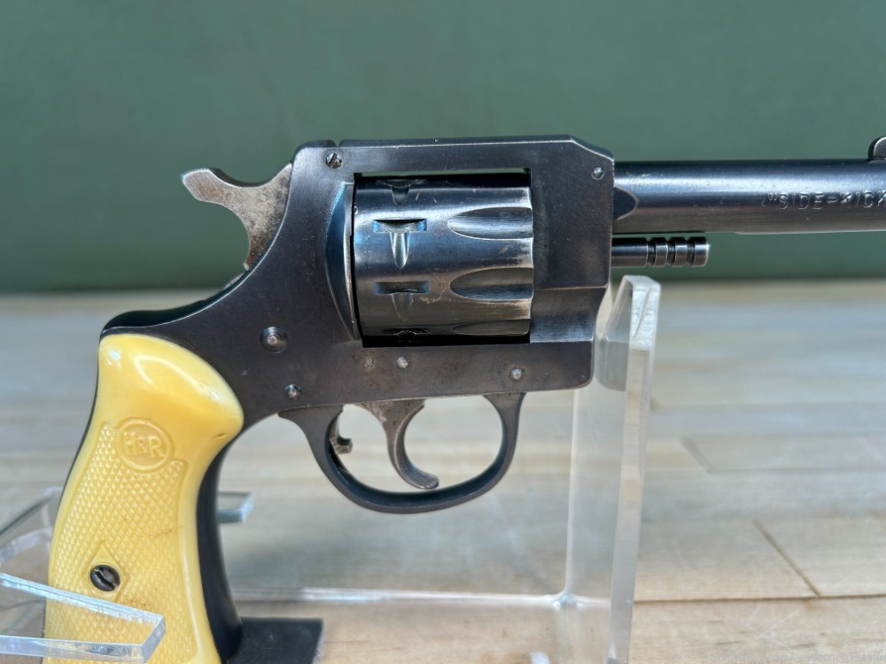 Harrington & Richardson 929 H&R Revolver .22 LR 9 Shot 4" Barrel Side Kick -img-10