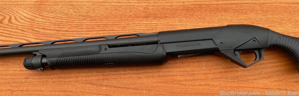 Benelli SUPER NOVA 12 Gauge PUMP Shotgun 3.5" Chamber 28" VENT RIB BLACK-img-3