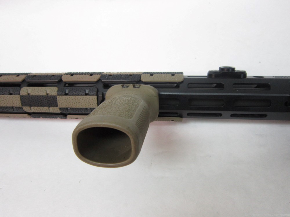 SIONICS SAR-15 Optic Ready Carbine in .223 Wylde, VG Cond.-img-34