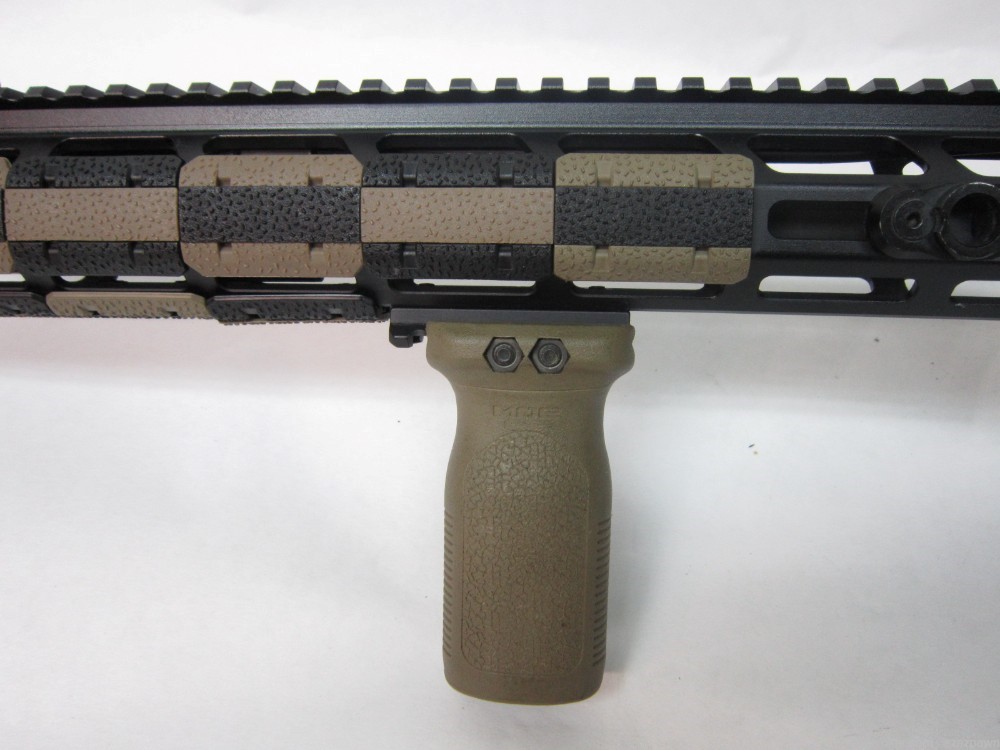 SIONICS SAR-15 Optic Ready Carbine in .223 Wylde, VG Cond.-img-23