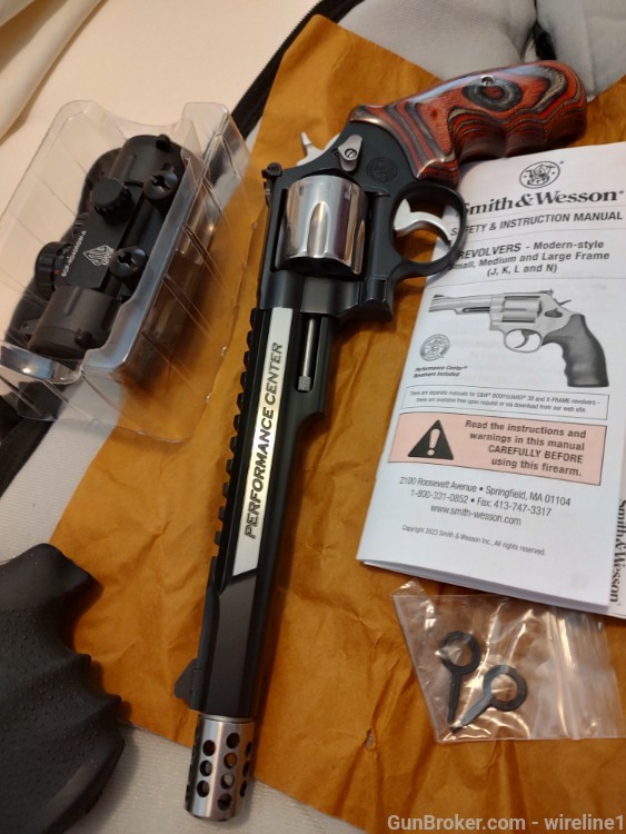 Smith & Wesson Performance Center Model 629 Hunter 44mag Revolver-img-1