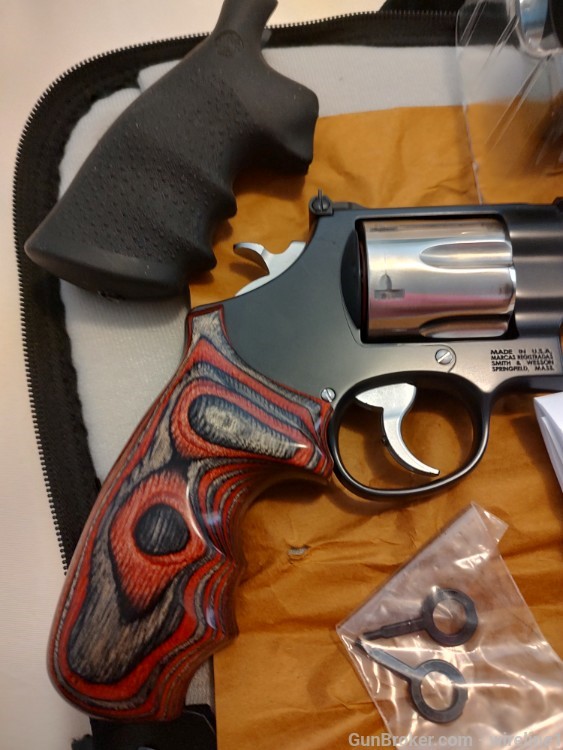 Smith & Wesson Performance Center Model 629 Hunter 44mag Revolver-img-6